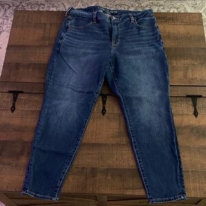 AE Next Level Curvy High Waisted Jegging 14 Short